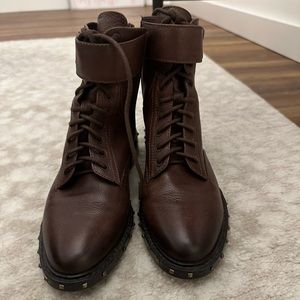 Vince Camuto Talorini brown leather boots